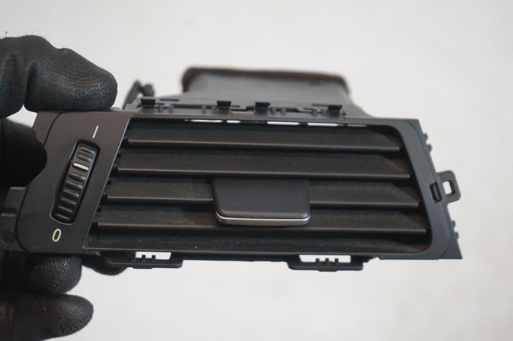 Dashboard side air vent grill/cover trim (7)