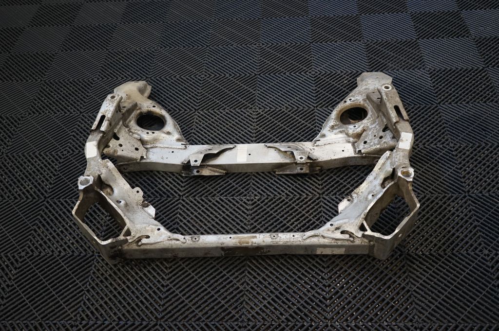 Front subframe (3)