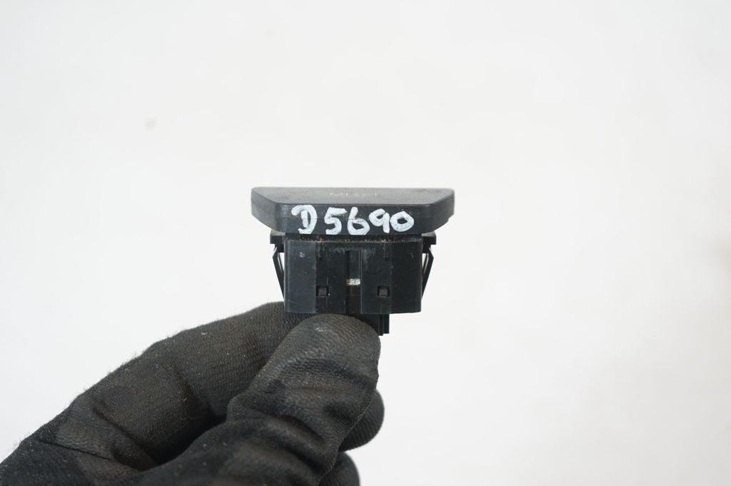 Other switches/knobs/shifts (8)