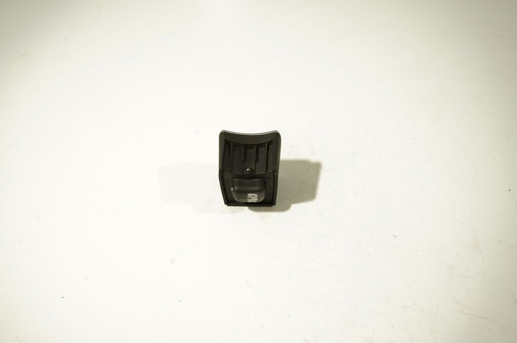 Car ashtray (3)