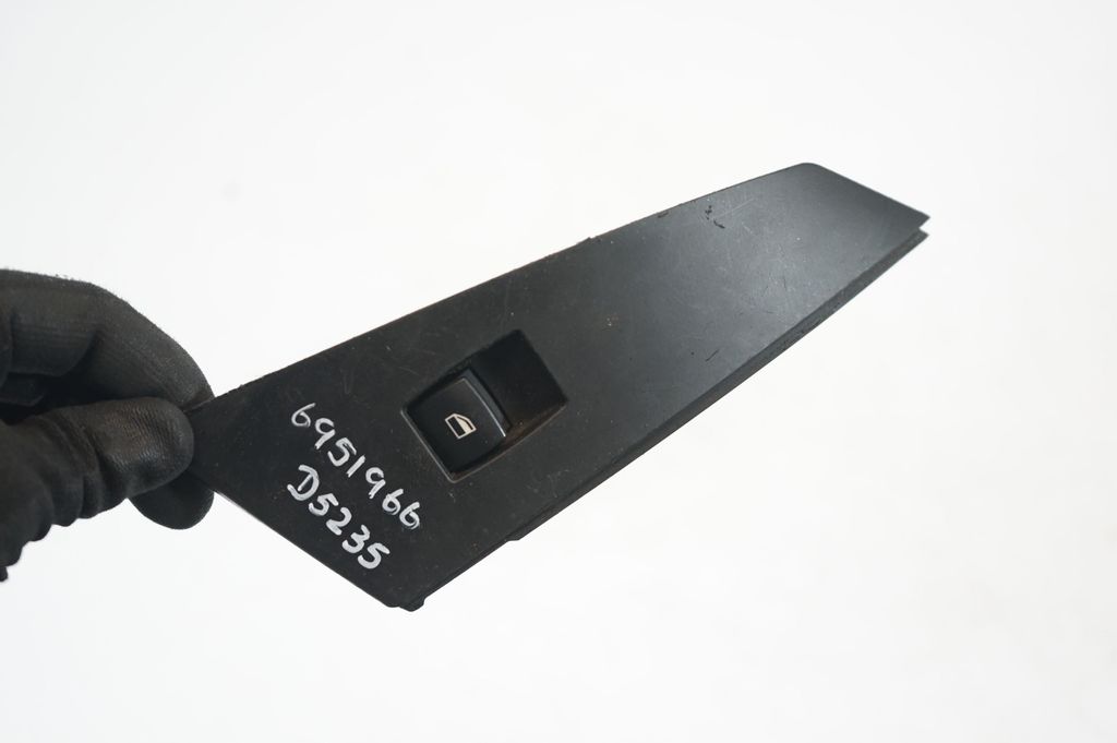 Electric window control switch (6)