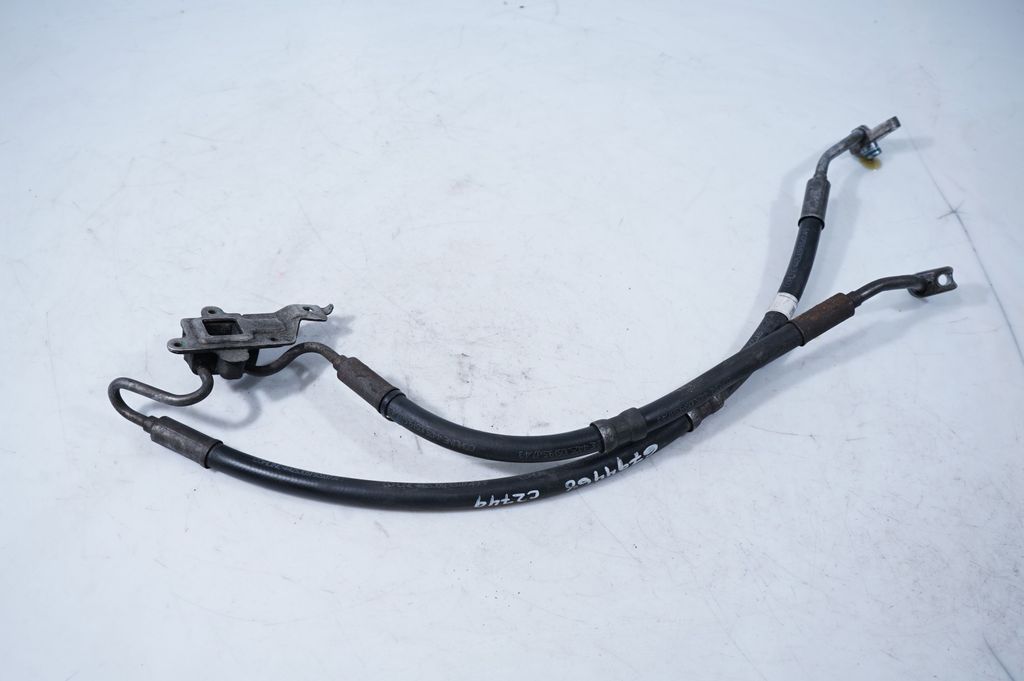 Power steering hose/pipe/line