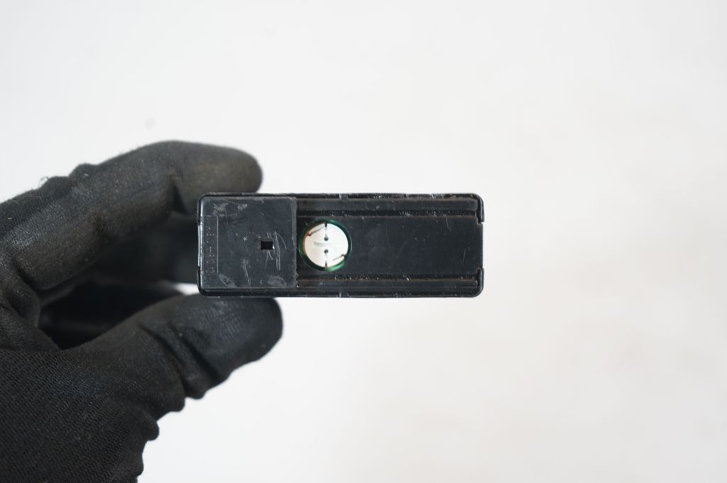 Hazard light switch (7)