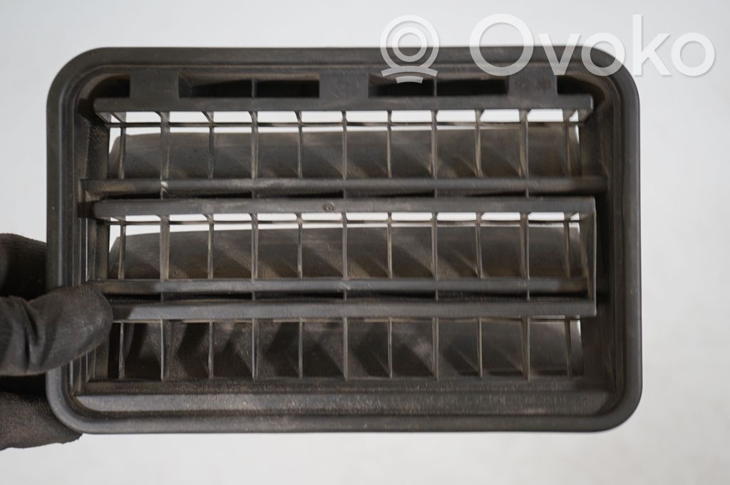 Quarter panel pressure vent (6)