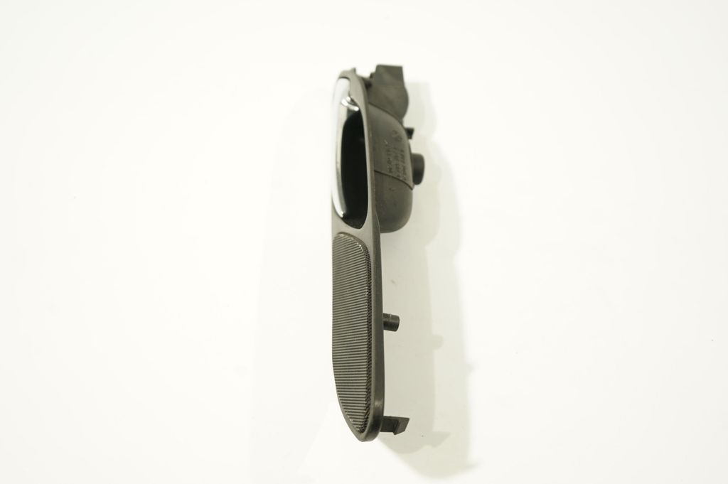 Front door interior handle (2)