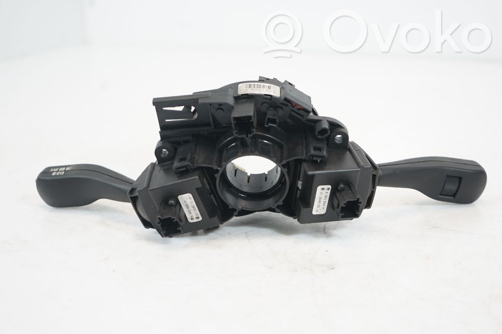 Wiper turn signal indicator stalk/switch (9)