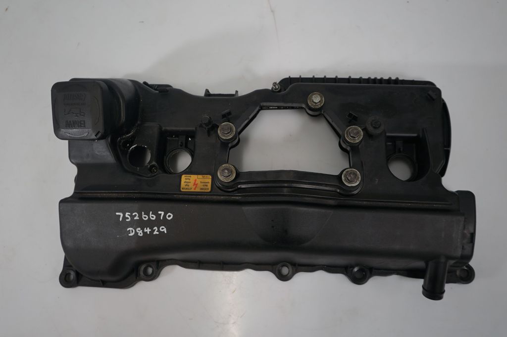 Rocker cam cover (8)