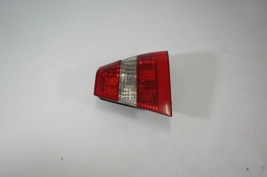 Rear/tail lights (4)