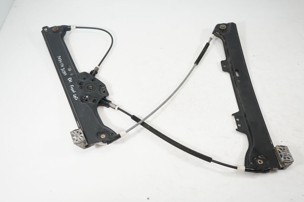 Front door window regulator with motor (2)