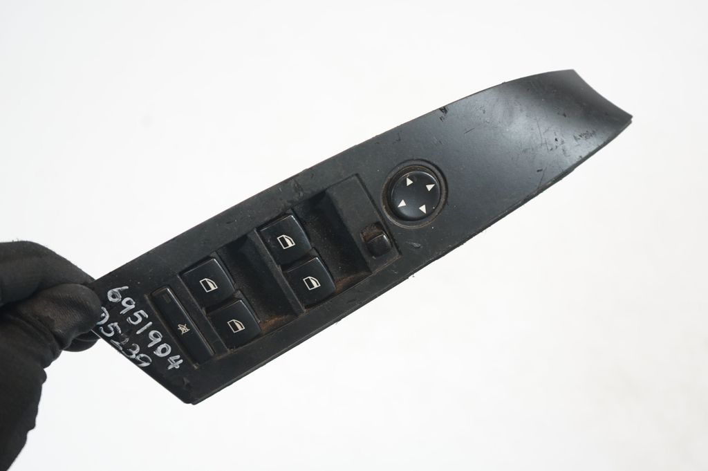 Electric window control switch (6)