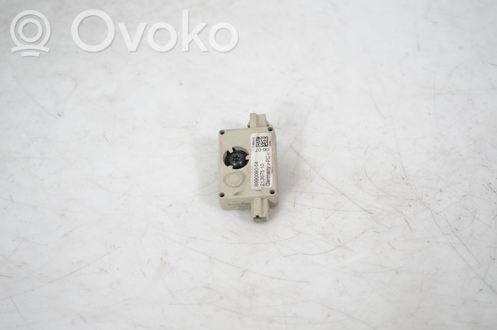 Aerial antenna amplifier (4)