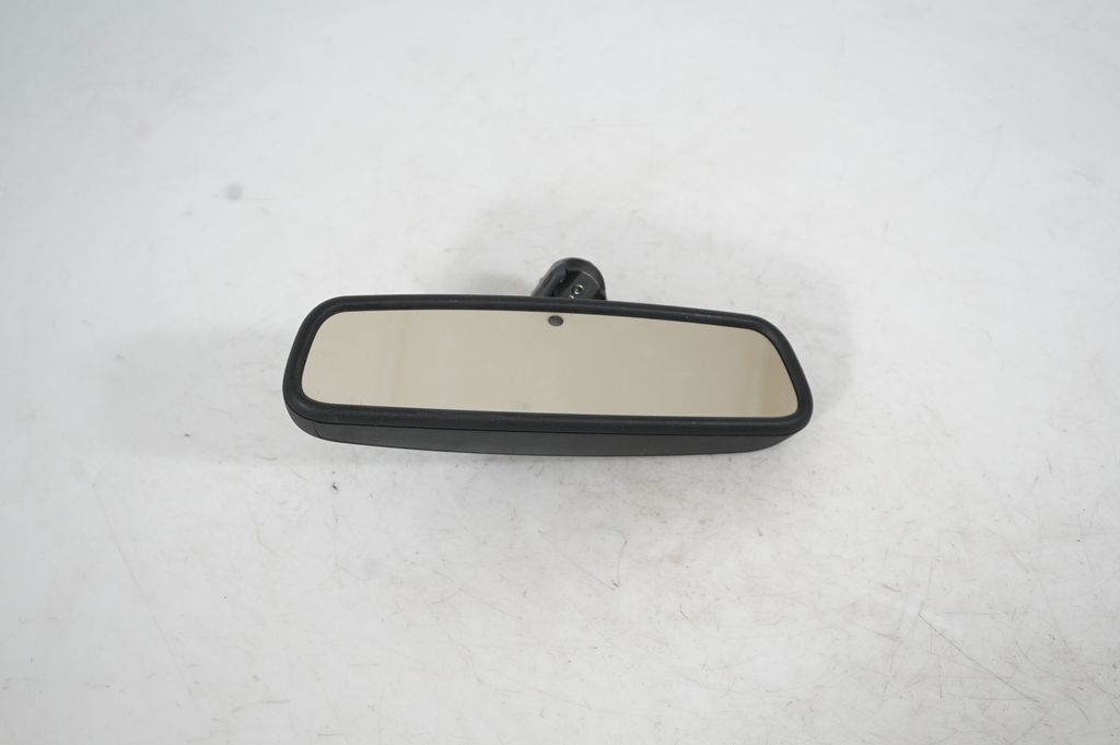 Rear view mirror (interior)