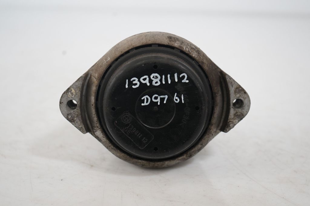 Engine mount bracket (8)