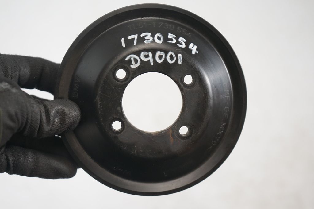 Water pump pulley (6)