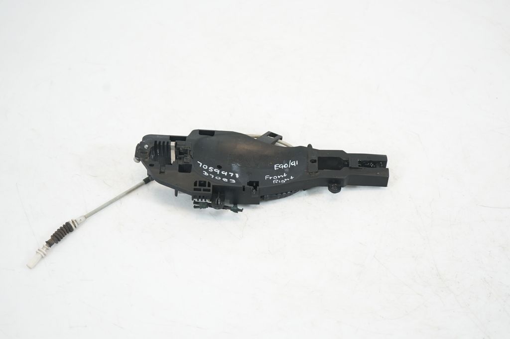 Front door exterior handle/bracket