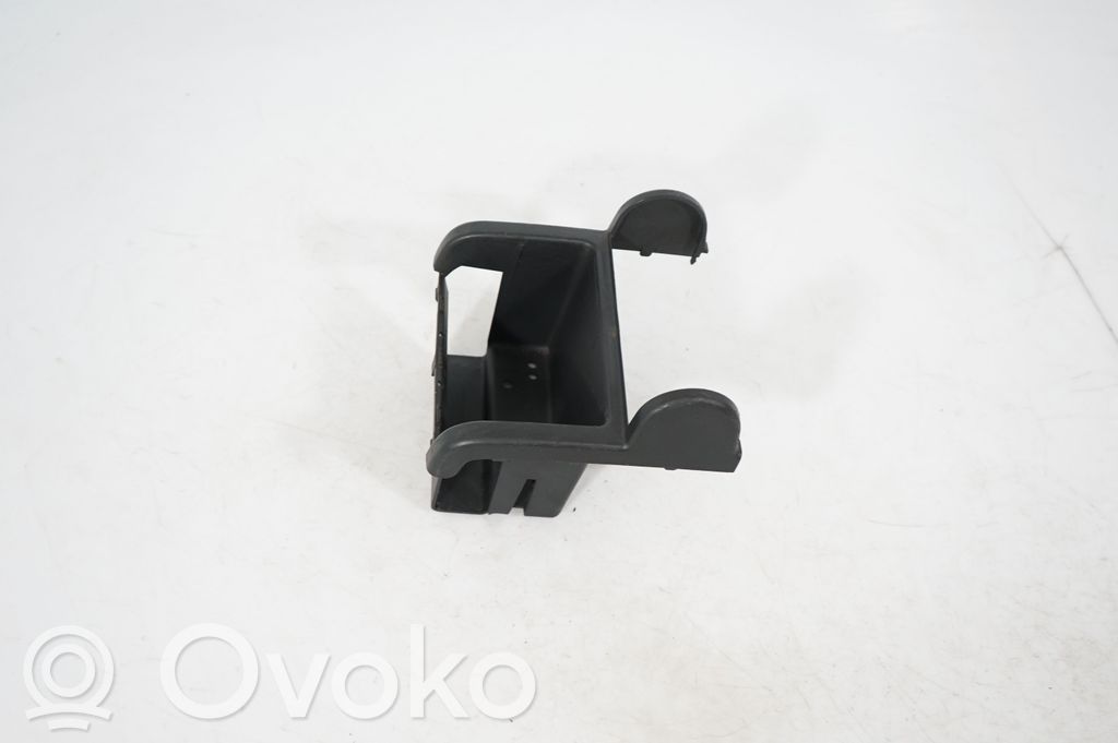 Other center console (tunnel) element (2)