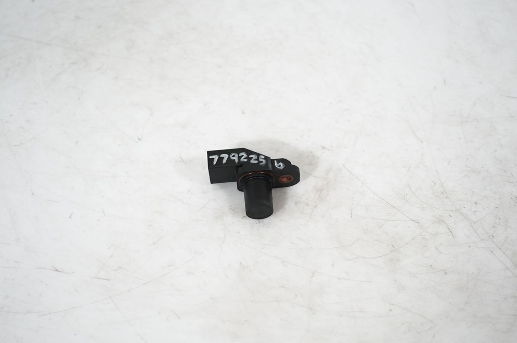 Camshaft position sensor