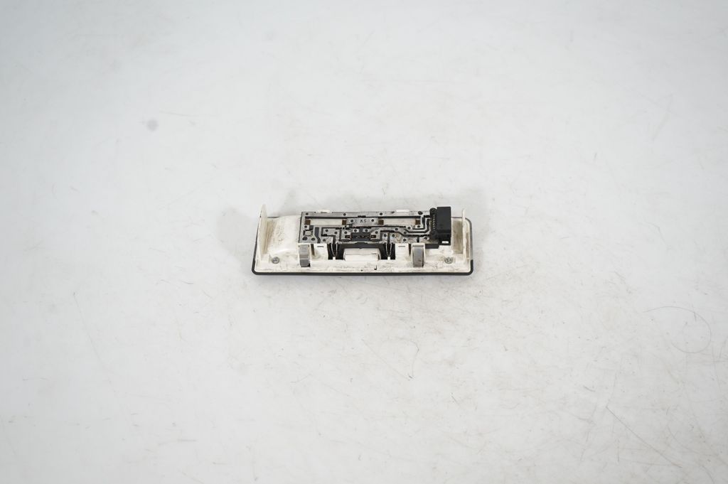 Front seat light (5)