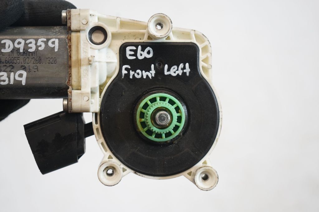 Rear door window regulator motor (7)