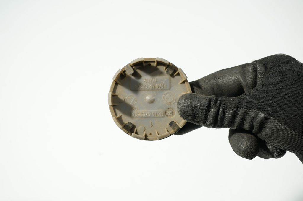 Original wheel cap (9)