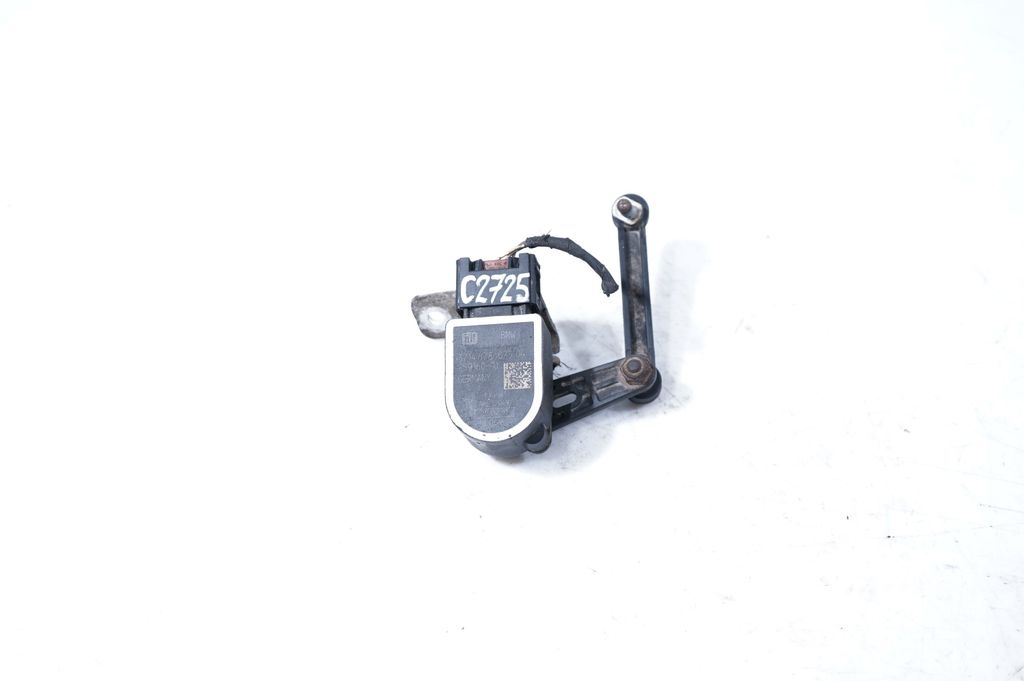 Headlight/headlamp level sensor