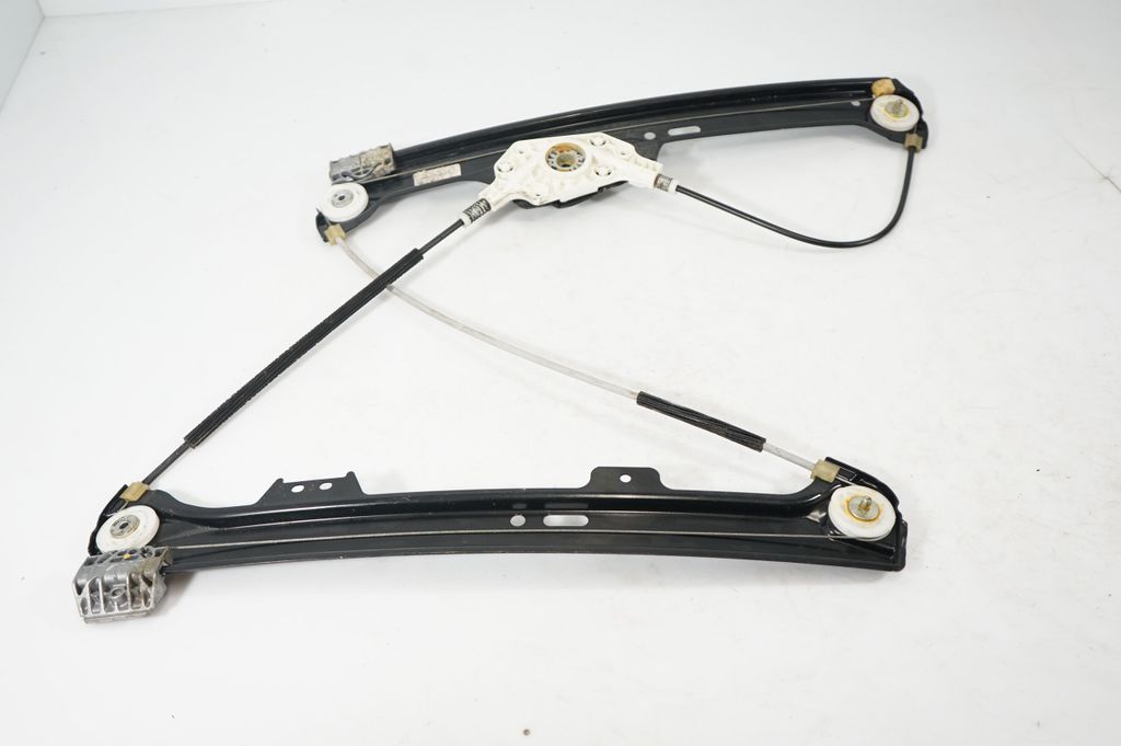 Front door window regulator with motor (5)