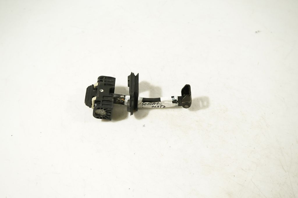 Front door check strap stopper (6)