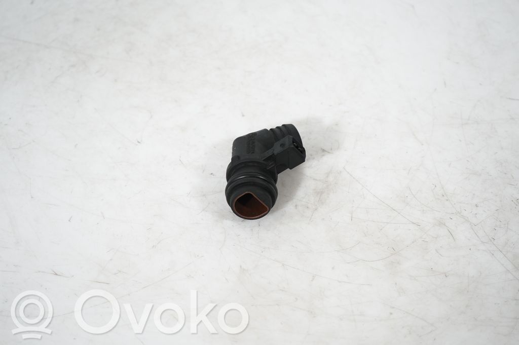 Intake resonator (4)