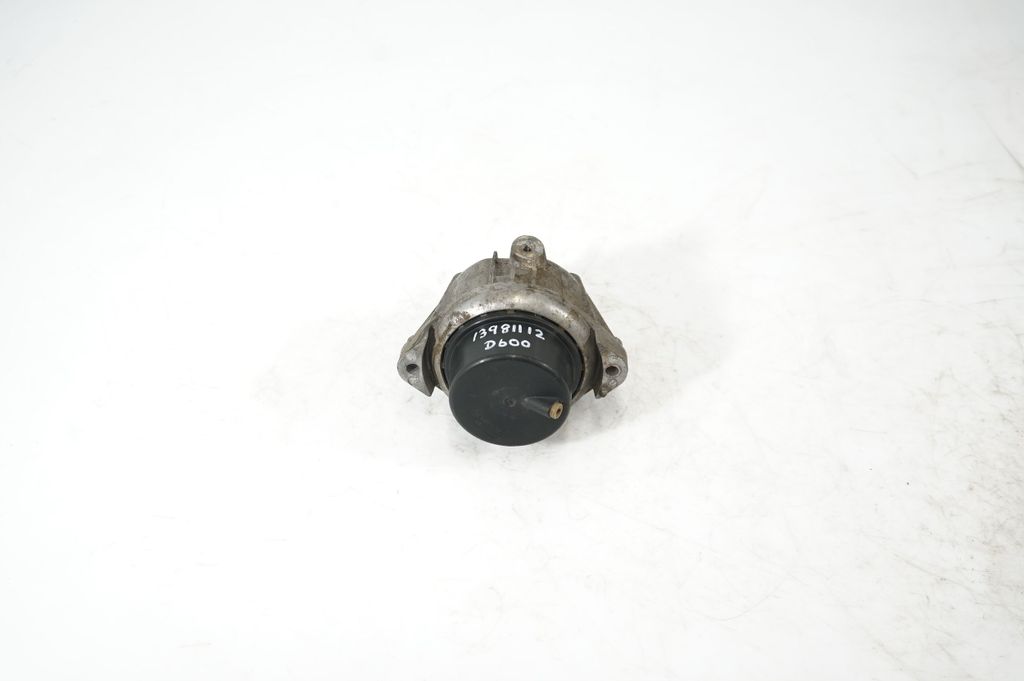 Engine mount bracket (3)