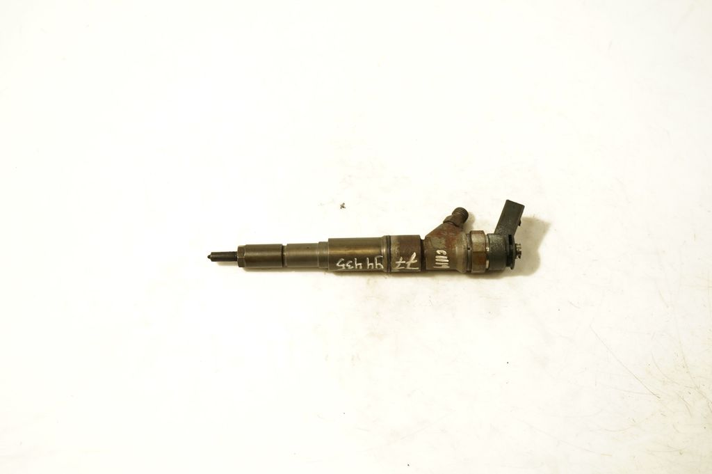 Fuel injector (4)