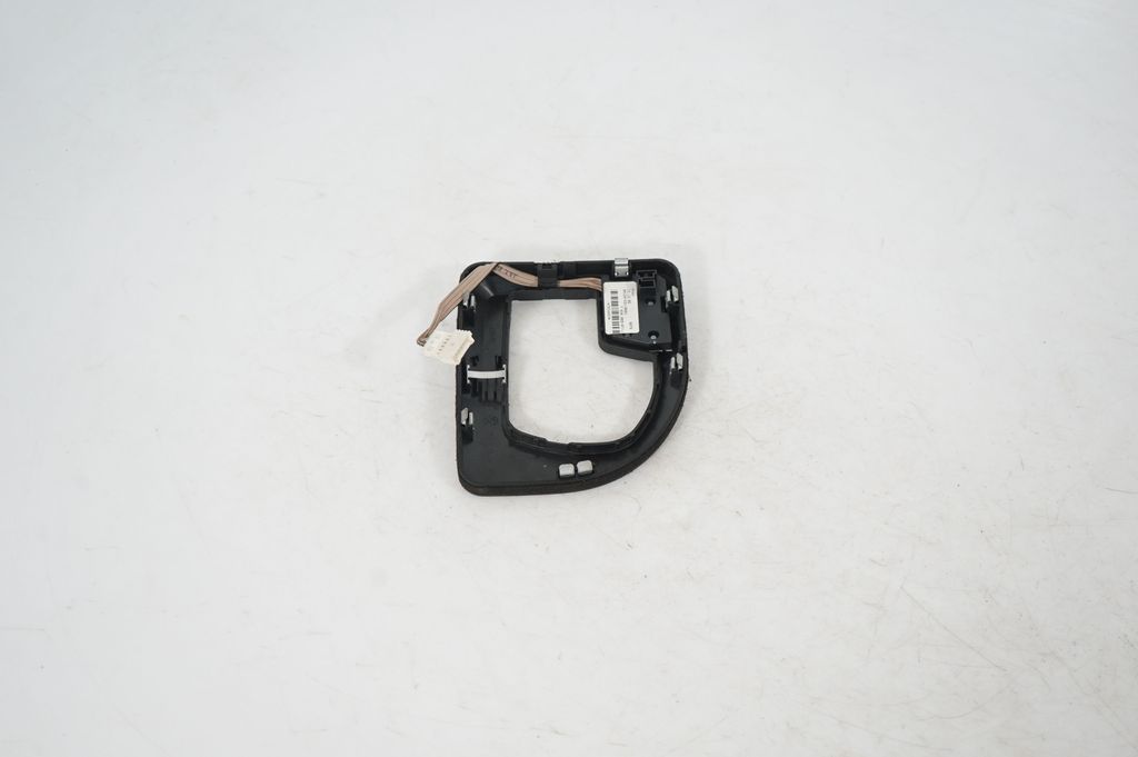 Gear shifter surround trim plastic (5)