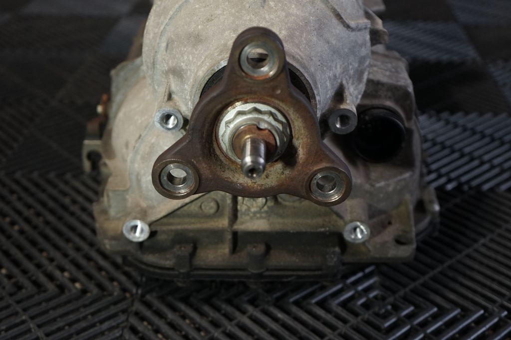 Manual 5 speed gearbox (9)