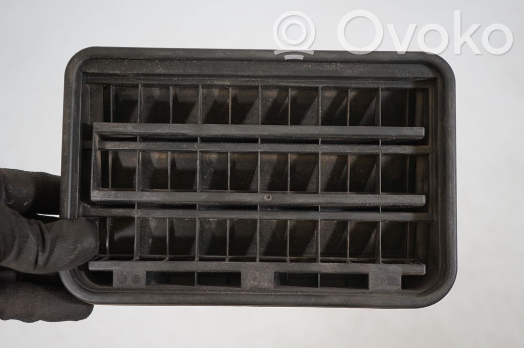 Quarter panel pressure vent (6)