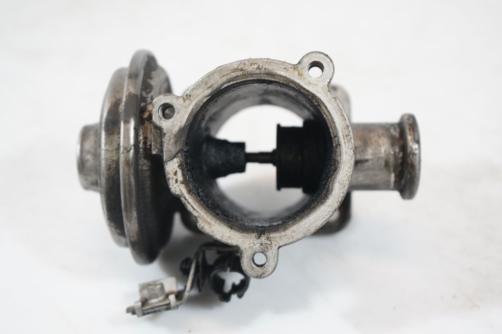 EGR valve (8)