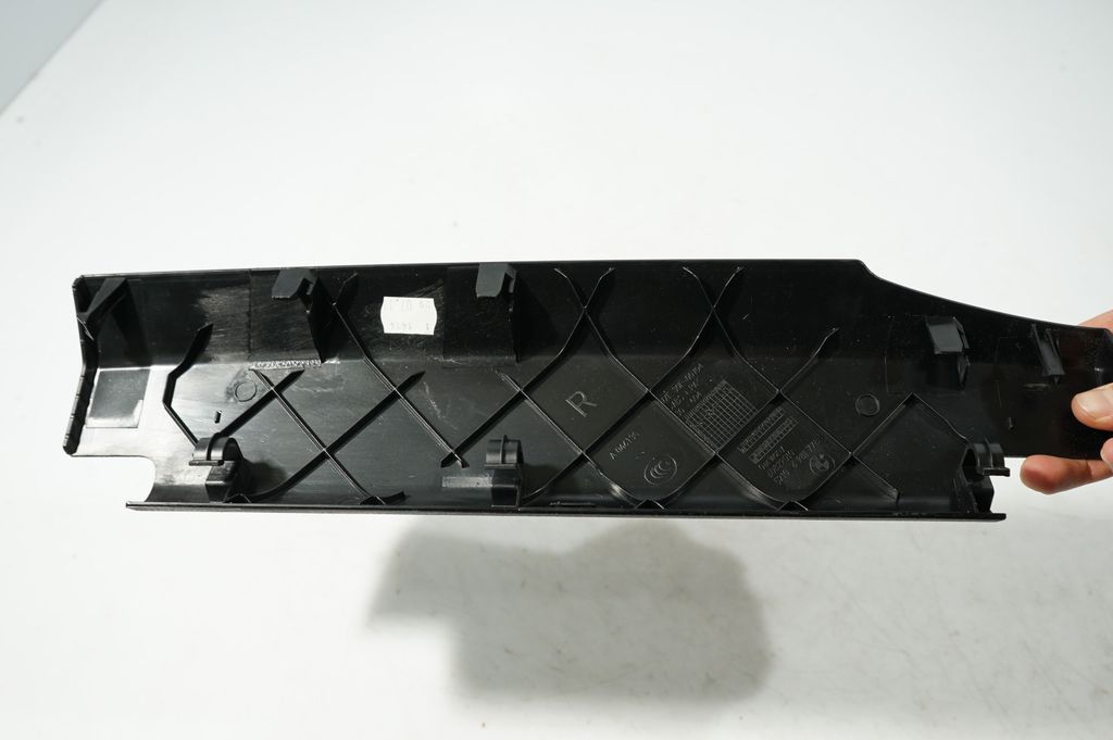 Seat trim (14)