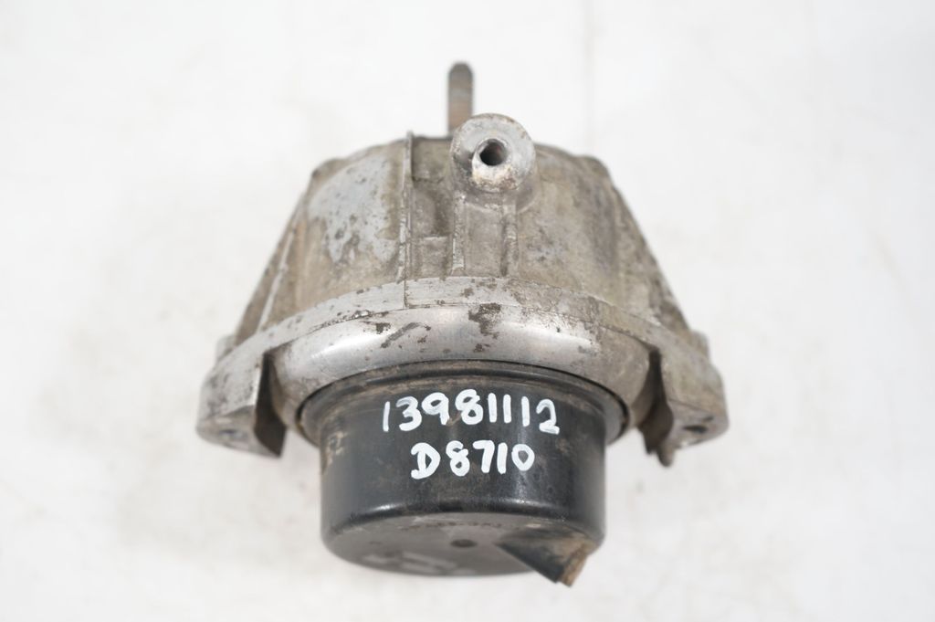 Engine mount bracket (8)