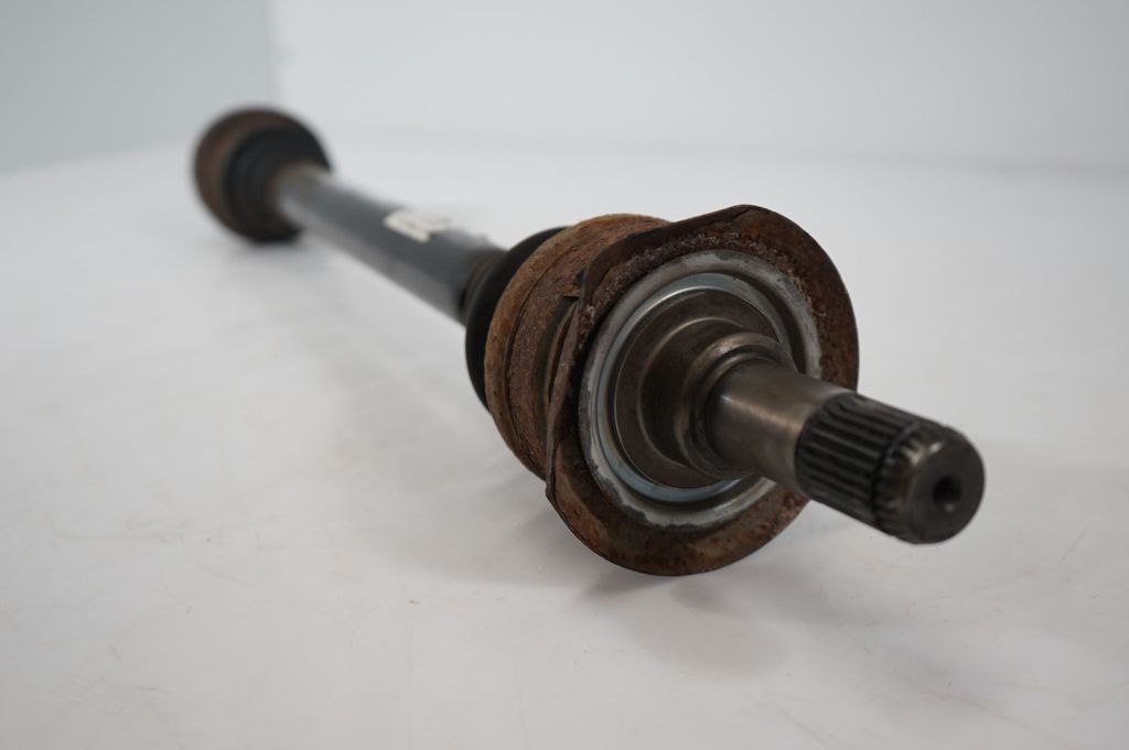 Rear driveshaft (3)