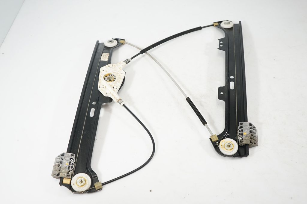 Front door window regulator with motor (5)