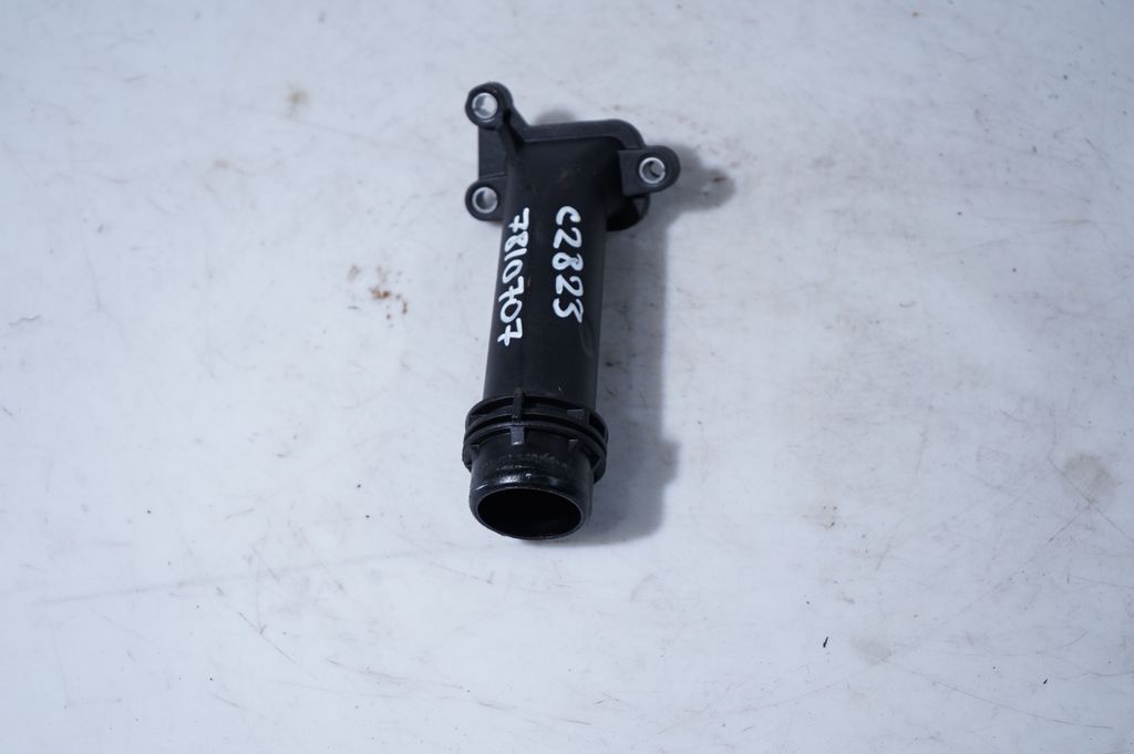 Engine coolant pipe/hose (6)