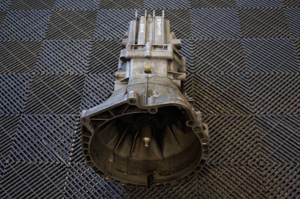 Manual 6 speed gearbox (2)
