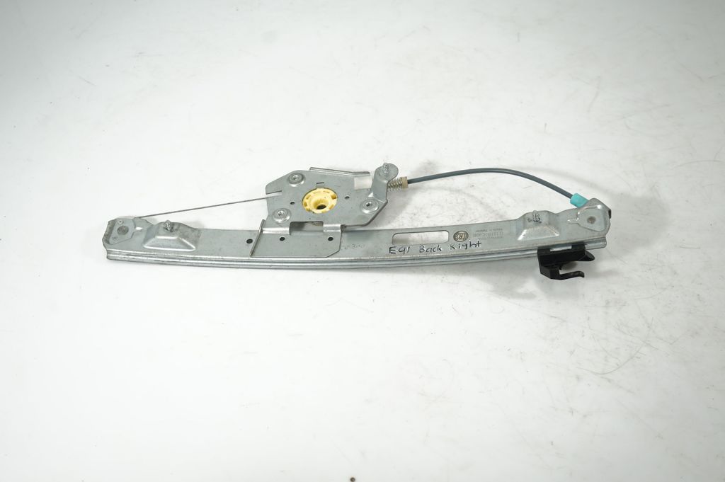 Rear door window regulator with motor