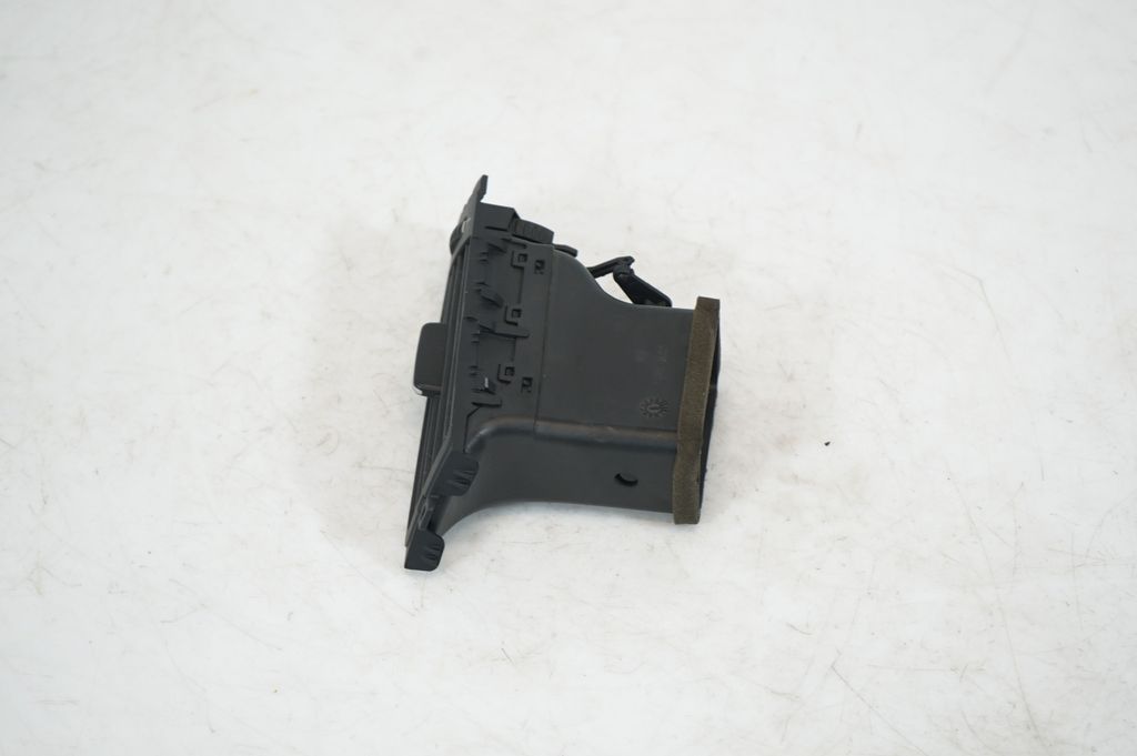 Dashboard side air vent grill/cover trim (2)