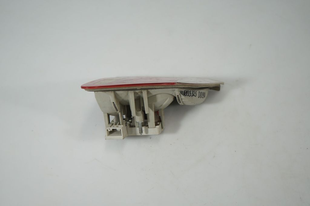 Tailgate rear/tail lights (3)