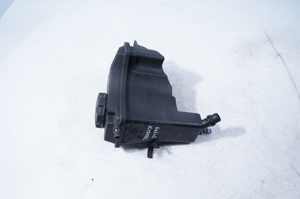 Coolant expansion tank/reservoir (4)
