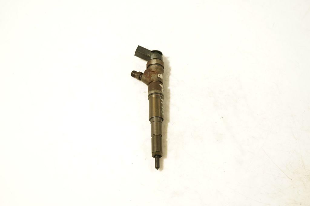 Fuel injector