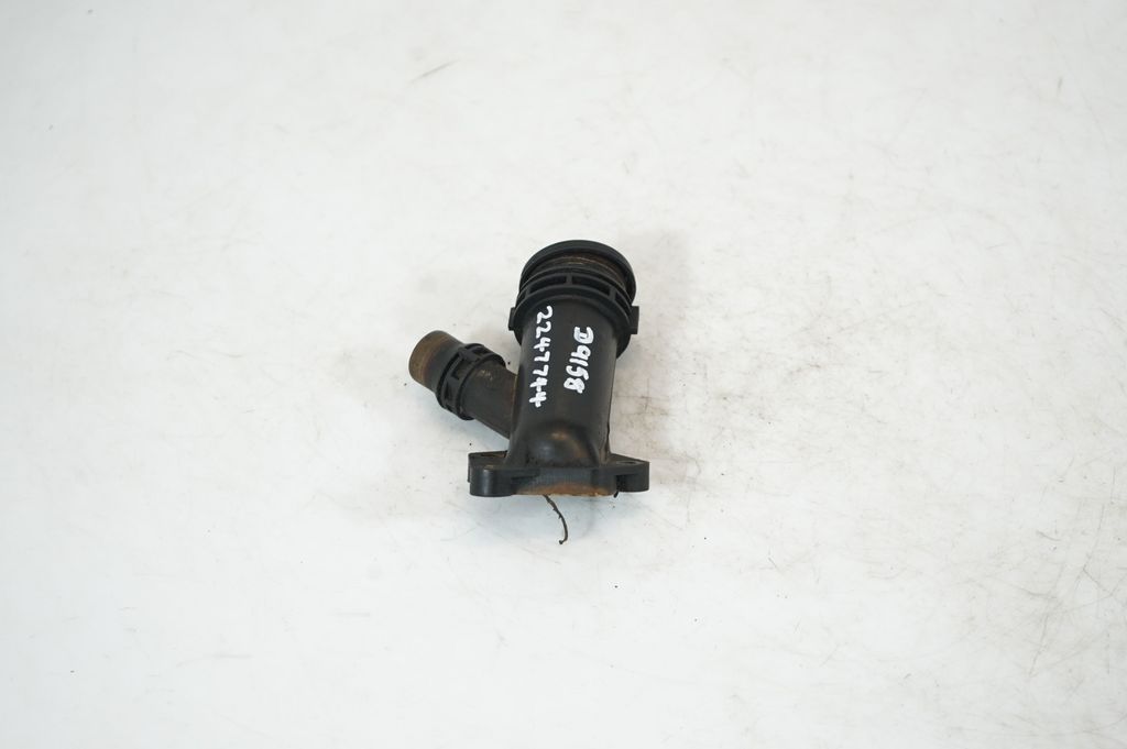 Engine coolant pipe/hose (2)