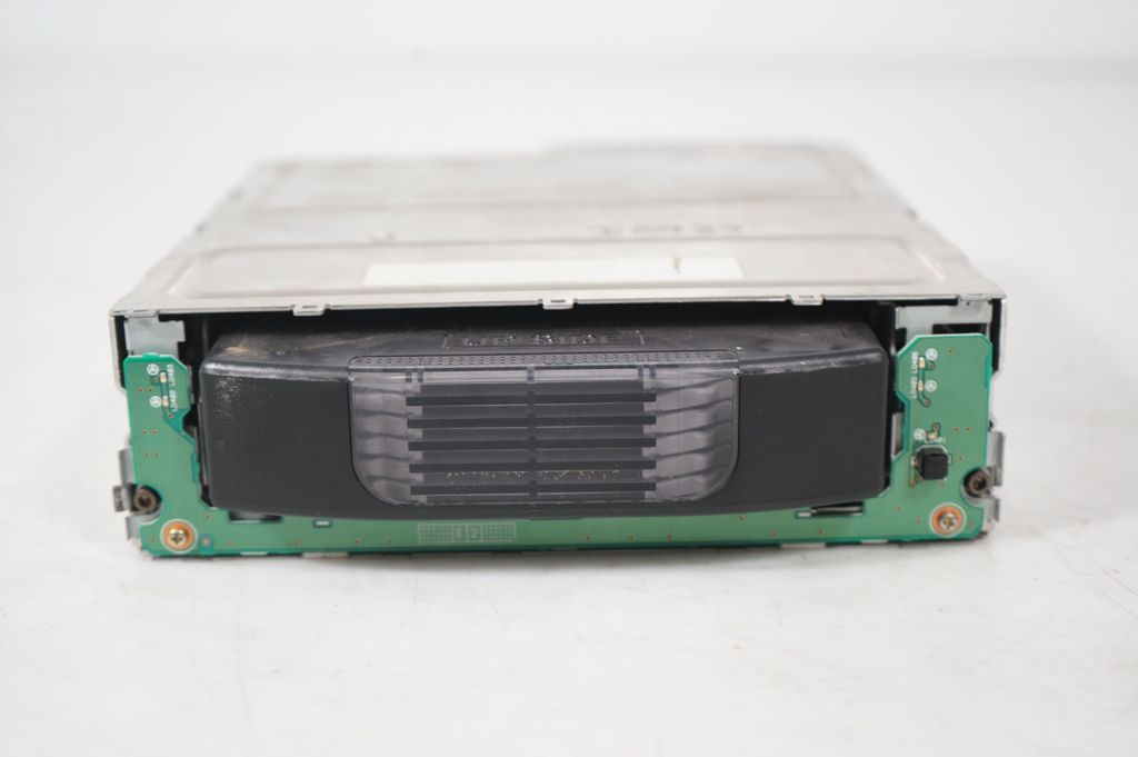 CD/DVD changer (6)