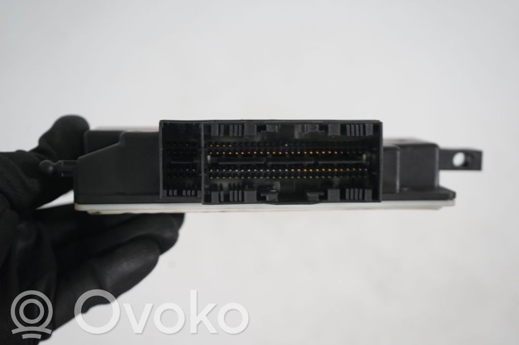 Airbag control unit/module (7)