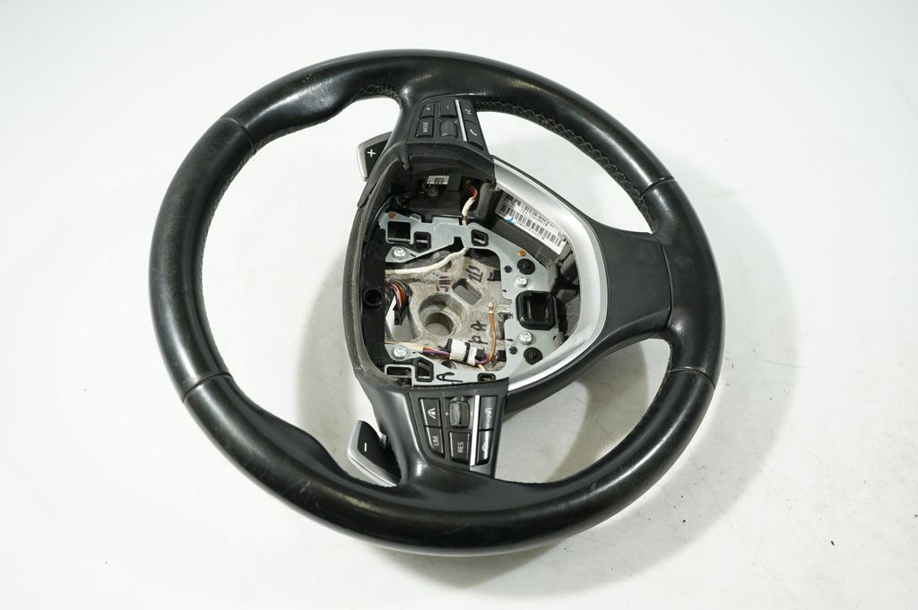 Brake pedal (4)