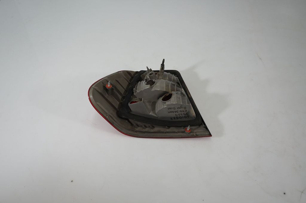 Rear/tail lights (5)